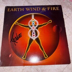 Earth Wind & Fire Album Cover